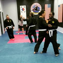 All Extreme Combat - Surrealism Guru @w3rc releases the creative potential of his free mind in martial arts @ All Extreme Combat. Join the martial arts family!