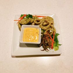 Nomzilla! Sushi Et Cetera - Fried Calamari
