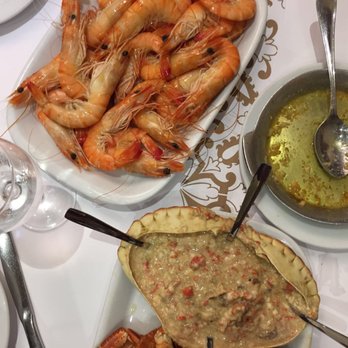 Cervejaria Ramiro - Prawns, crab fat and the butter sauce from the garlic shrimp - Seafood Near Me - Lisbon, 11