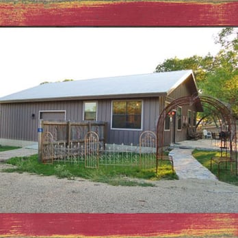 Roddy Tree Ranch - Briar Patch 4 Person Cottage - Bed & Breakfast Near Me - Ingram, Texas Roddy Tree Ranch - Briar Patch 4 Person Cottage - Bed & Breakfast Near Me - Ingram, Texas