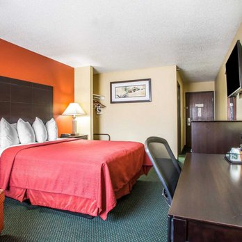 Quality Inn - Hotels Near Me - Morton, Illinois