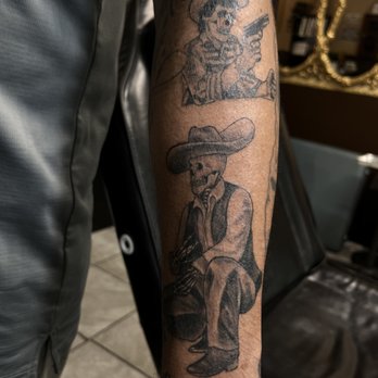 Southgate Tattoos - Tattoo Near Me - South Gate, California