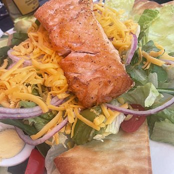 George's Pizza & Restaurant - Salad topped with salmon - Pizza Near Me - Unionville, Connecticut George's Pizza & Restaurant - Salad topped with salmon - Pizza Near Me - Unionville, Connecticut