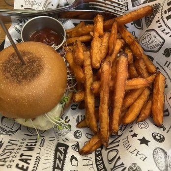 Saravá - The Modern Bistro - Grass Fed Burger - Breakfast & Brunch Near Me - Brooklyn, New York Saravá - The Modern Bistro - Grass Fed Burger - Breakfast & Brunch Near Me - Brooklyn, New York