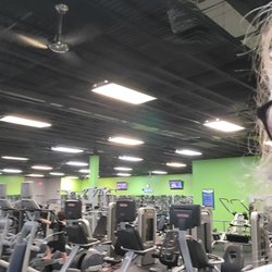 Zone Fitness Clubs - Barefoot Child unattended after 10pm