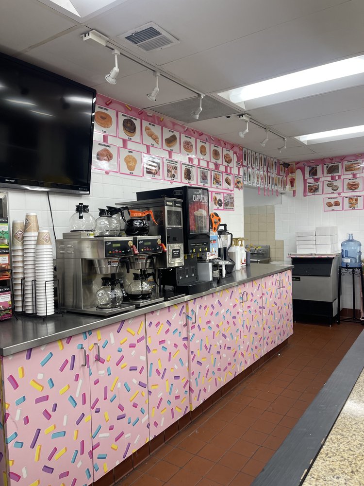 GRANDPA’S DONUTS Updated June 2024 950 N Avalon Blvd, Wilmington