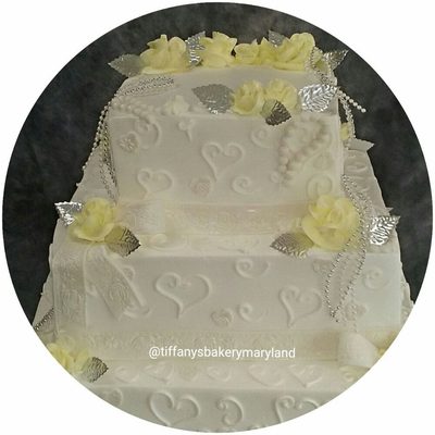 Tiffanys Bakery by null