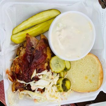 Oasis Diner - Oasis Burger - Diners Near Me - Plainfield, Indiana