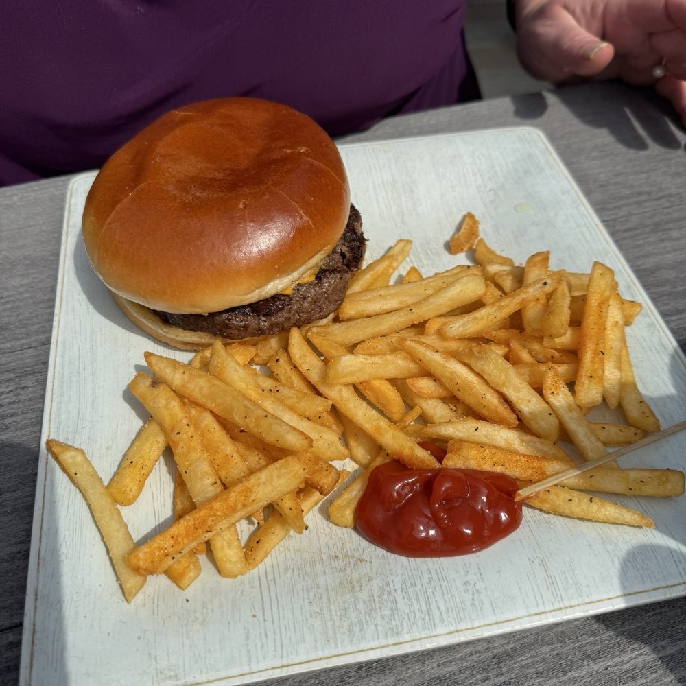 Sam's Beach Bar - Cheeseburger - Seafood Near Me - Hudson, Florida Sam's Beach Bar - Cheeseburger - Seafood Near Me - Hudson, Florida
