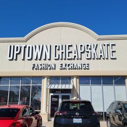 Uptown Cheapskate - Arlington - Store front Taken 02.02.25