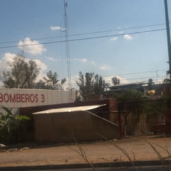 Estación de Bomberos - Estación de bomberos!