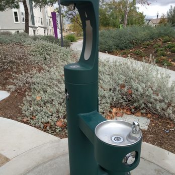 Beacon Park - Awesome, bottle filling station - Parks Near Me - Irvine, California