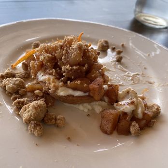 WillowsAwake Winery - Apple Crisp - Wineries Near Me - Leeds, Maine