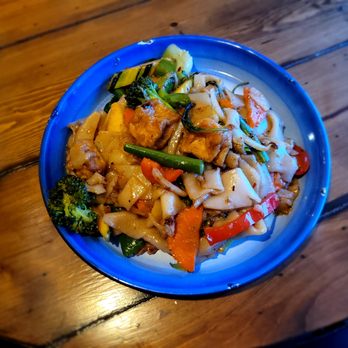 Be More Thai Restaurant - Pad Kee Mao with tofu - Thai Near Me - Baltimore, Maryland