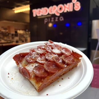 High Street Place - Tenderoni Pizza - Food Court Near Me - Boston, Massachusetts