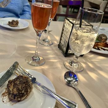 Tommy's Restaurant - Stuffed mushrooms - New American Near Me - Visalia, California Tommy's Restaurant - Stuffed mushrooms - New American Near Me - Visalia, California