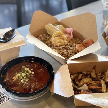 MAKANMAKAN - All served in disposable containers. Makes taking home leftovers very easy :) - Indonesian Near Me - Sandy, Utah MAKANMAKAN - All served in disposable containers. Makes taking home leftovers very easy :) - Indonesian Near Me - Sandy, Utah
