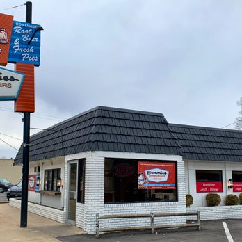 Brownie's Hamburgers - Exterior - Burgers Near Me - Tulsa, Oklahoma Brownie's Hamburgers - Exterior - Burgers Near Me - Tulsa, Oklahoma