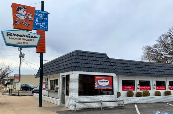 Brownie's Hamburger Stand by null
