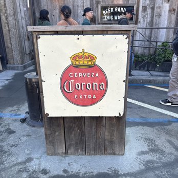 Alpine Inn - Entrance - Burgers Near Me - Portola Valley, California