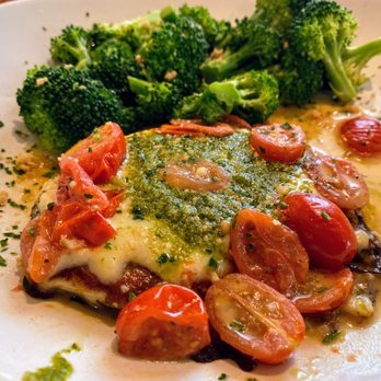 Olive Garden Italian Restaurant - Grilled Chicken Margherita - Italian Near Me - Williamsburg, Virginia