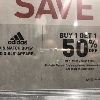 DICK'S Sporting Goods - Picture of the sign - Sports Wear Near Me - Washington, DC, District of Columbia