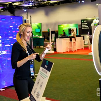 PhotoMeBooth - Selfie Booth - Photo Booth Rentals Near Me