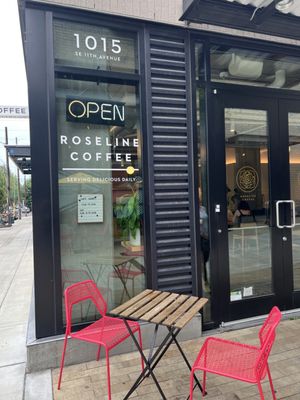 Roseline Coffee by null
