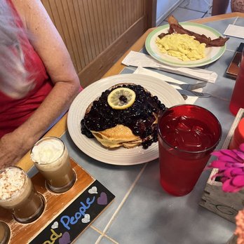 Comfort Cafe - Lemon ricotta pancakes - Breakfast & Brunch Near Me - Smithville, Texas Comfort Cafe - Lemon ricotta pancakes - Breakfast & Brunch Near Me - Smithville, Texas