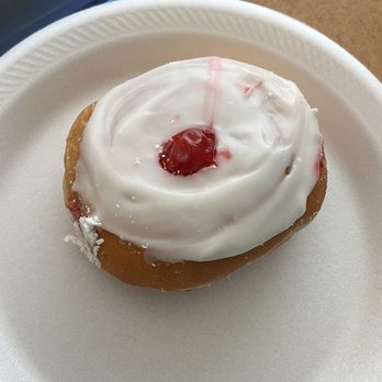 Yum Yum Bake Shops - My beautiful smooth jelly donut ! - Donuts Near Me - Warminster, Pennsylvania