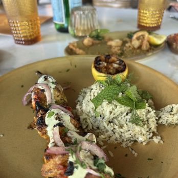 théa - Chicken skewers- delicious - Mediterranean Near Me - Phoenix, Arizona théa - Chicken skewers- delicious - Mediterranean Near Me - Phoenix, Arizona
