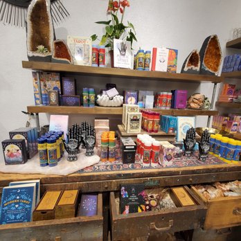 Rock Paradise - Tarot & Witchy Things - Jewelry Near Me - Canoga Park, California Rock Paradise - Tarot & Witchy Things - Jewelry Near Me - Canoga Park, California