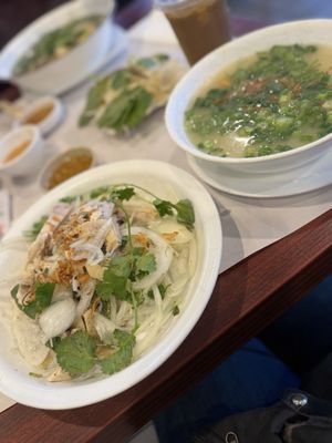 Phở Gà Nhà by null