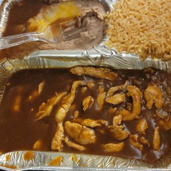 La Fogata - Pollo en Molle - Mexican Near Me - Maple Valley, Washington