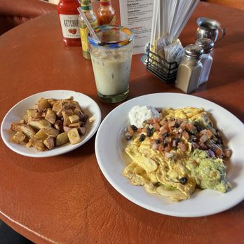 ADios Cafe - Fajita Omelette and Rosemary Potatoes w/ Ice Coffee - Coffee & Tea Near Me - Atlanta, Georgia