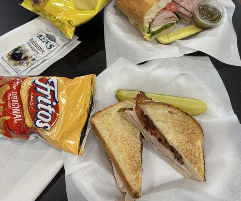 Lakewood Ranch Deli by null