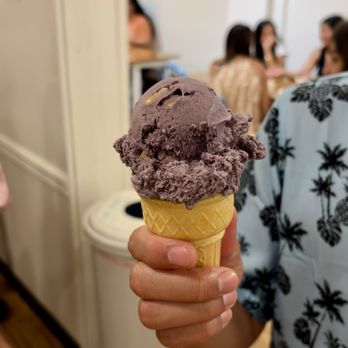 Via Gelato - Halo halo - Ice Cream & Frozen Yogurt Near Me - Honolulu, Hawaii Via Gelato - Halo halo - Ice Cream & Frozen Yogurt Near Me - Honolulu, Hawaii
