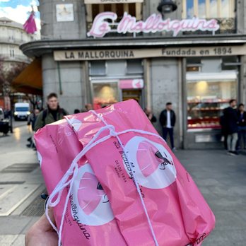La Mallorquina - Gift-packaged goods - Desserts Near Me - Madrid, M La Mallorquina - Gift-packaged goods - Desserts Near Me - Madrid, M