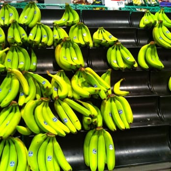 REWE - Greenest bananas ever - Grocery Near Me - Frankfurt, HE REWE - Greenest bananas ever - Grocery Near Me - Frankfurt, HE
