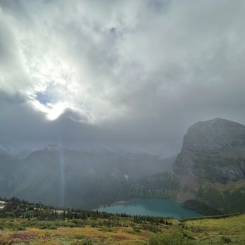 Grinnell Glacier - Hiking Near Me Grinnell Glacier - Hiking Near Me