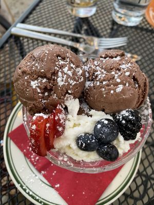 Bella's Bistro by null