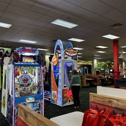 Chuck E. Cheese