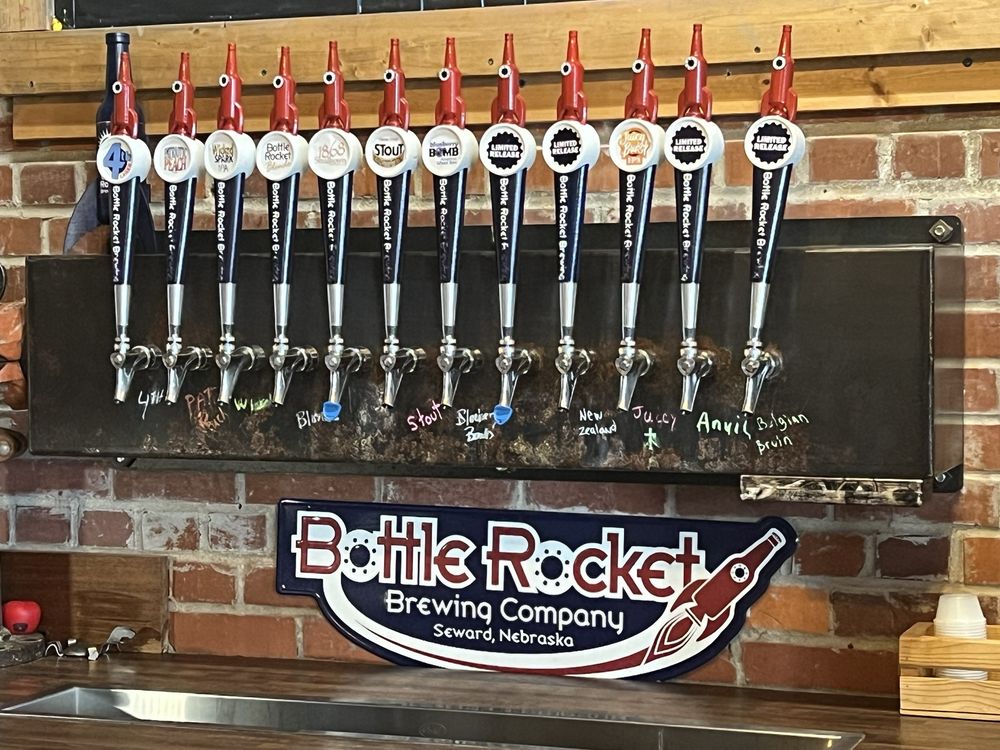 Bottle Rocket Brewery Logo