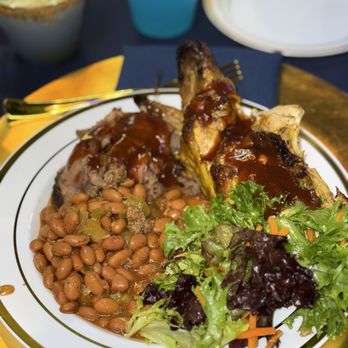 Salty's Banquet Hall - Tri tip, BBQ chicken, chili beans, green salad - Venues & Event Spaces Near Me - Bakersfield, California