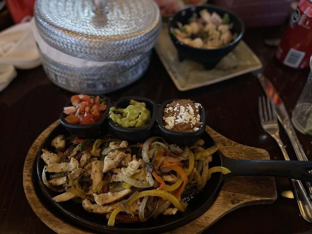 LA CANTINA SPORTS BAR Updated September 2024 Villa Del Palmar