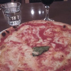 500 Degrees - Most pathetic Margarita pizza ever made. As if this pizza could get any more boring.. it did.