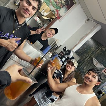 Pho 999 Reseda - Peach Fruit Tea & Lychee Fruit Tea - Vietnamese Near Me - Reseda, California