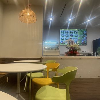 Che Vi - Bright and clean place - Desserts Near Me - Garden Grove, California Che Vi - Bright and clean place - Desserts Near Me - Garden Grove, California