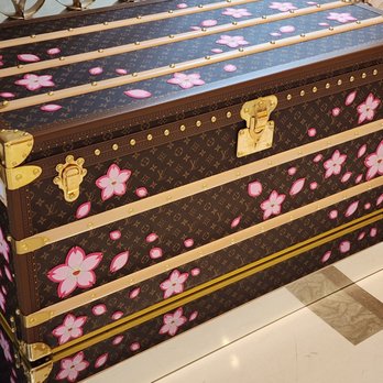 Louis Vuitton - Luggage Near Me - Paris, 75 Louis Vuitton - Luggage Near Me - Paris, 75
