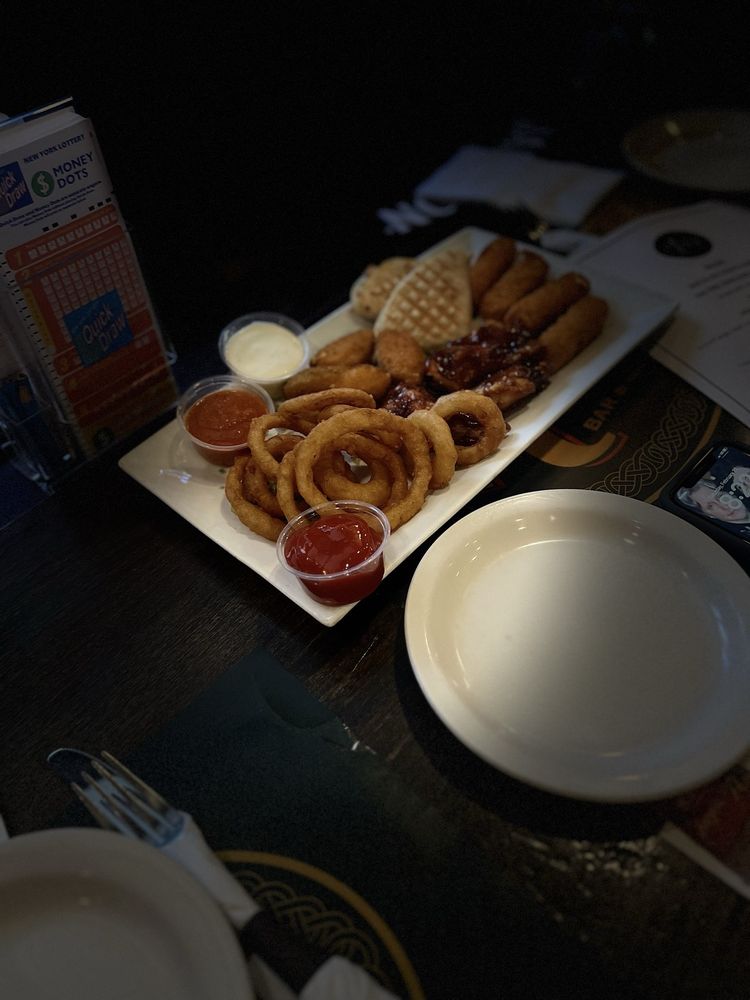 Social spots from Tara Bar & Grill